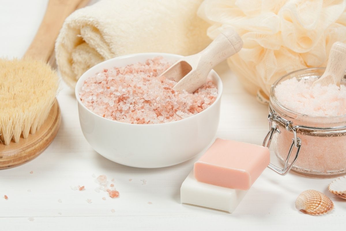 4 benefits of exfoliation