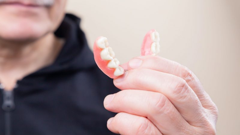 Can I Eat Normally With Dentures?   