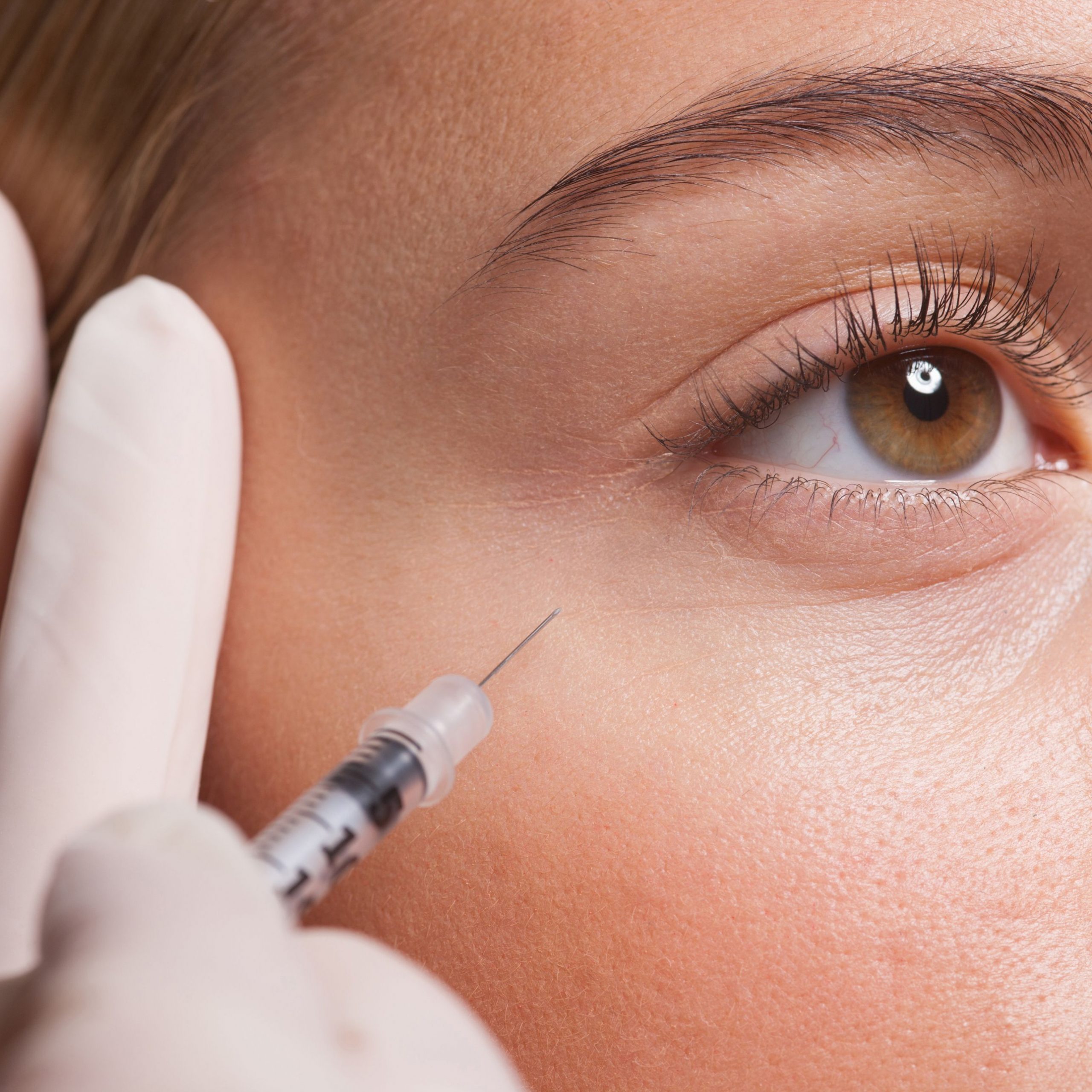 Planning to Take Botulinum Toxin (Botox) Injection – Know How It Works?