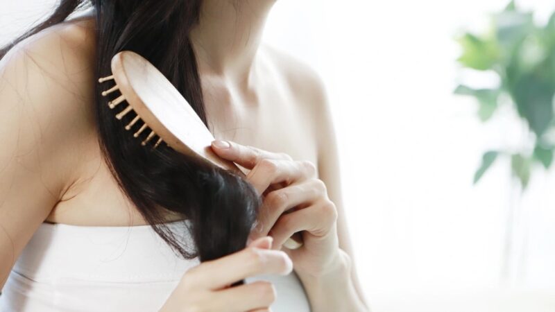 How Do You Select The Right Hairbrush?