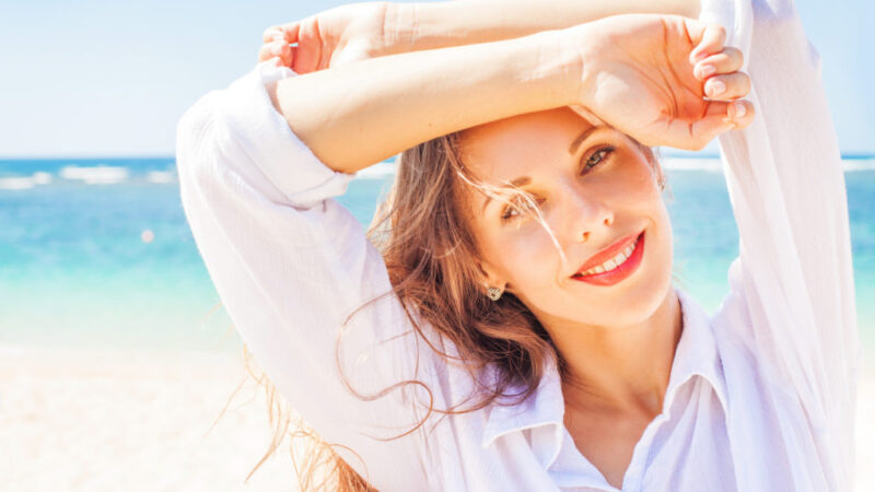 Top 6 Dermatologist Tips For A Healthy Summer Skin