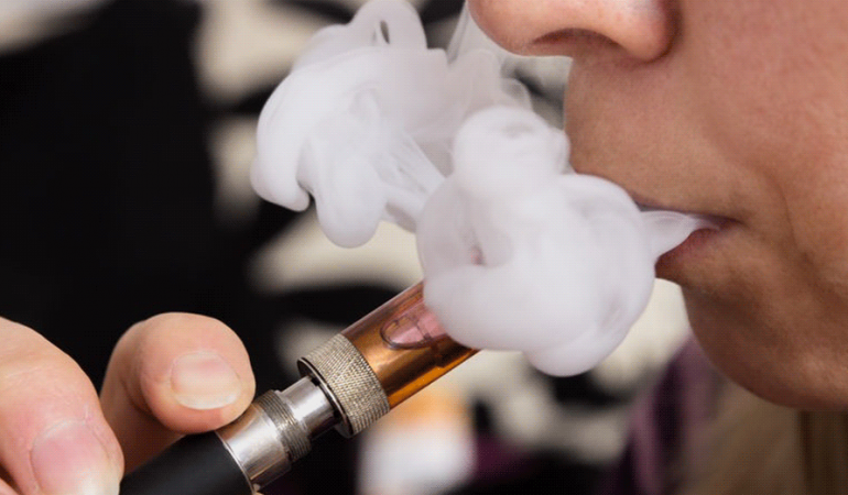 Why Should You Smoke Only the Best Electronic Cigarette?