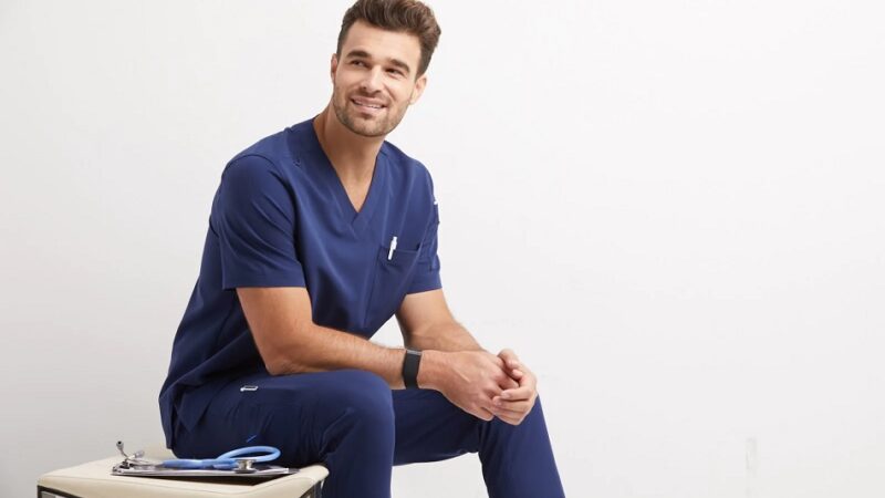 Fashionable scrubs for women and men