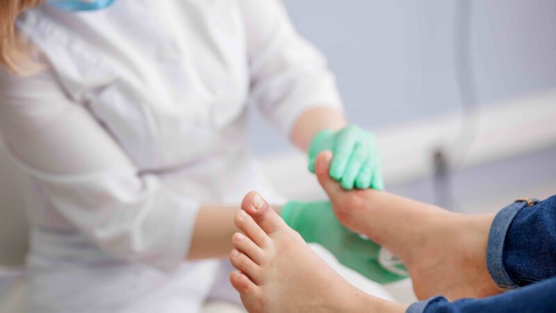 Common Foot Problems and How Podiatrists Can Help