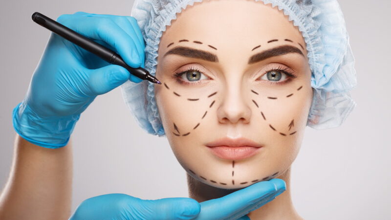 How to Choose the Right Plastic Surgeon for Your Desired Procedure