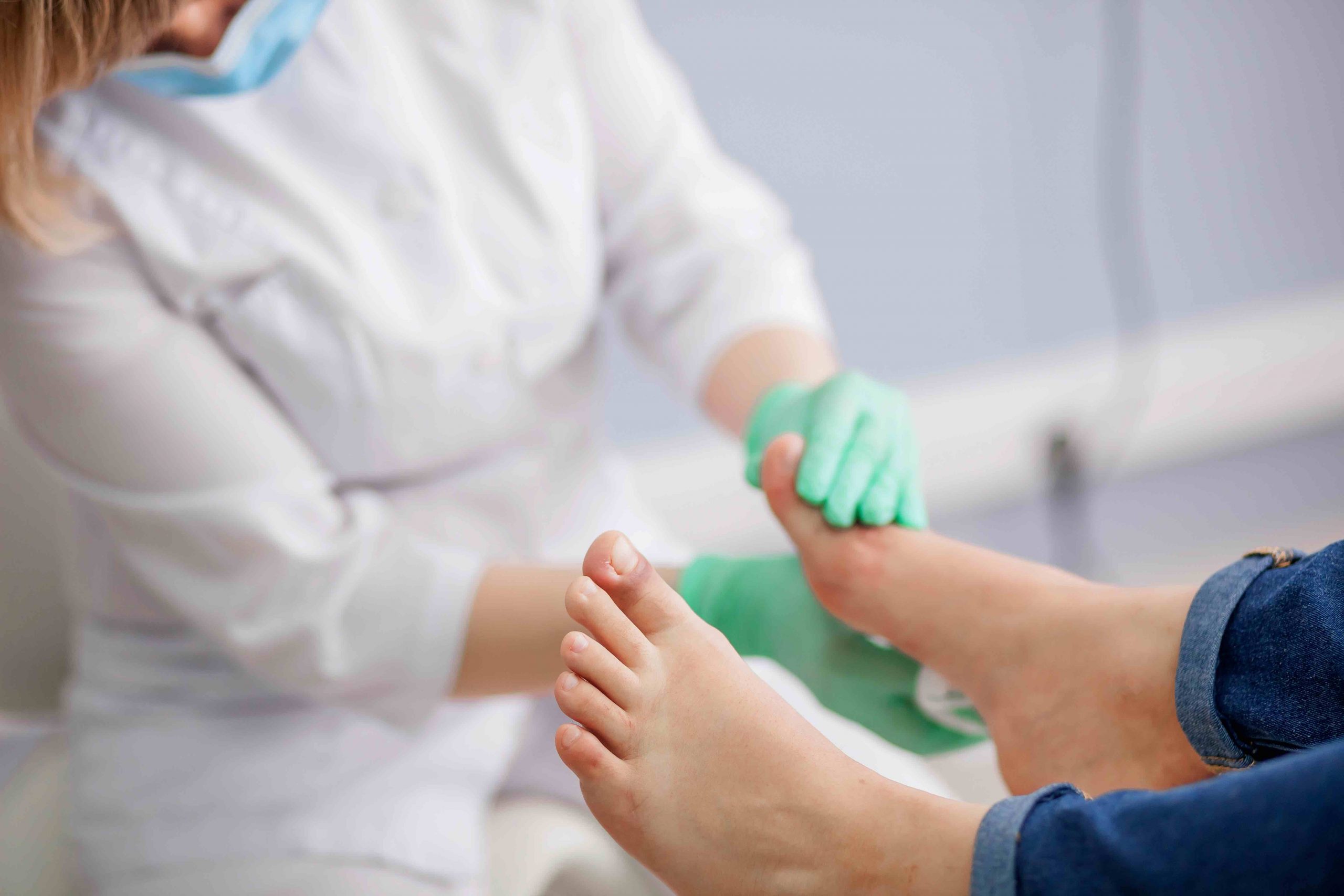 Common Foot Problems and How Podiatrists Can Help