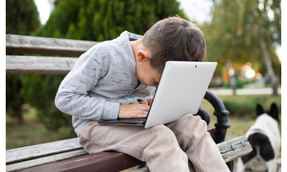 Posture Correction for Kids: Should Parents Be Concerned?